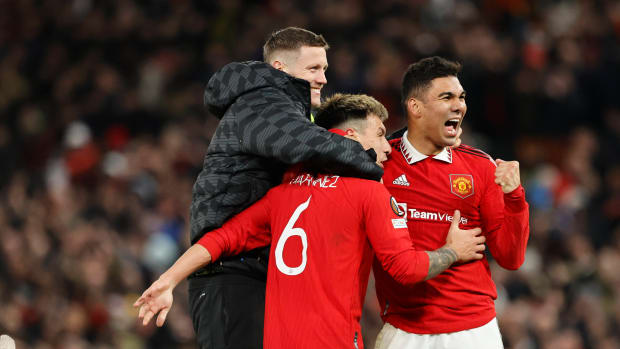 Jugadores del Manchester United celebran el triunfo ante el Barcelona